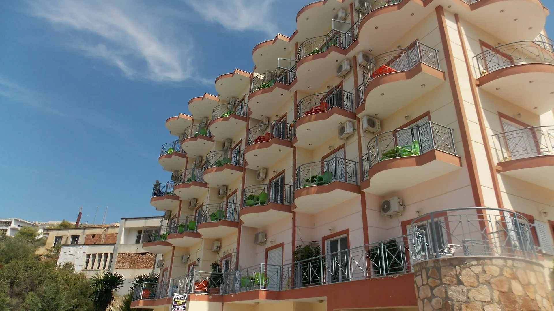 Piter Beach Apartments Sarandë